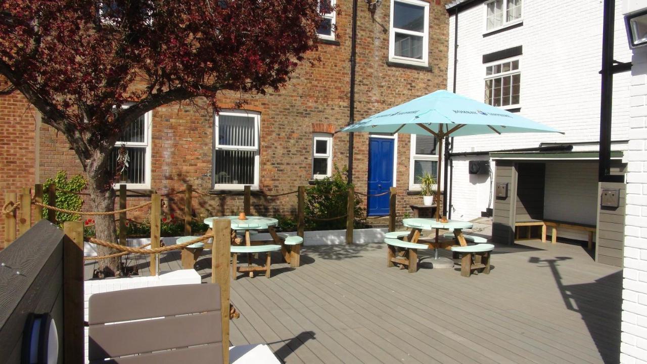 The Star Inn Bed And Breakfast Only Yo16 4Qf Bridlington Eksteriør billede